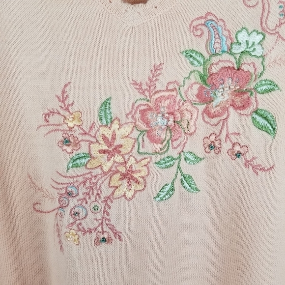 Alfred Dunner Petite‎ Large Peach Embroidered Floral Sweater V-neck Cottagecore - Picture 6 of 12
